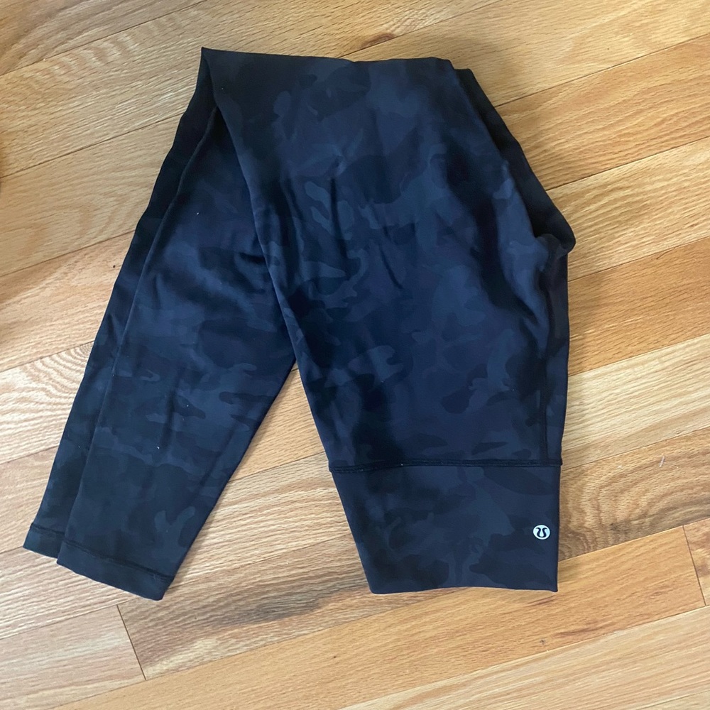 Lululemon camo align leggings size 8